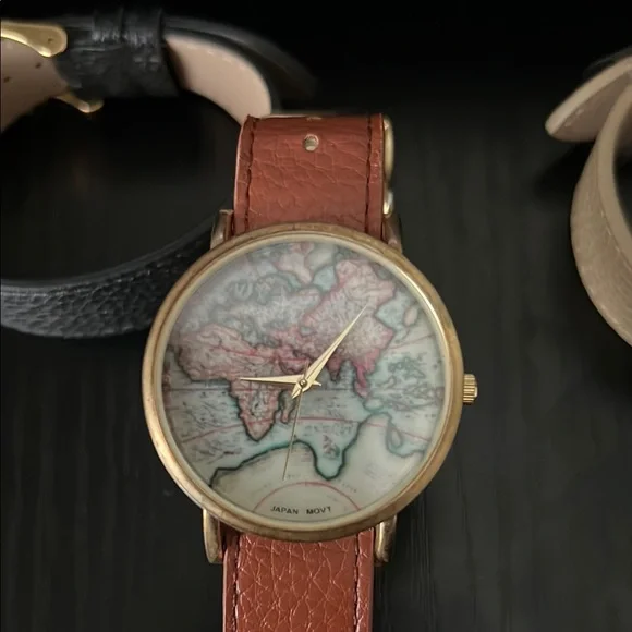 Vintage Map Dial Watch with Leather Straps - Picture 2 of 4
